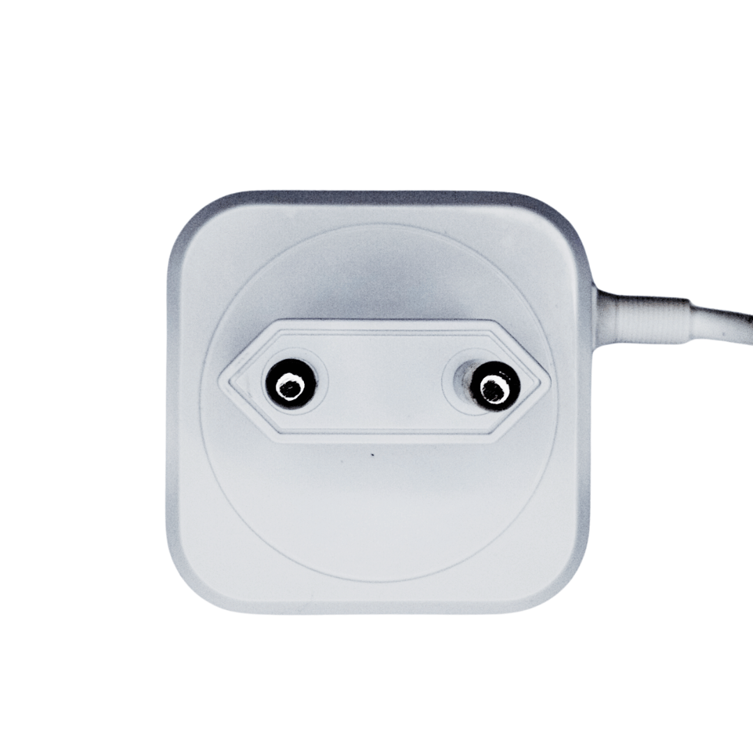 YES I’M Max 5A Fast Charger – Dual USB Ports, Fixed Wire + Micro USB, High - Speed Charging - Zenty Tech