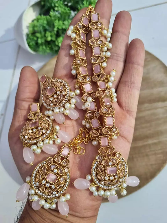 Zircon necklace set with teeka - Pink