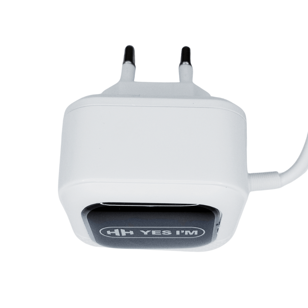 YES I’M Max 5A Fast Charger – Dual USB Ports, Fixed Wire + Micro USB, High - Speed Charging - Zenty Tech